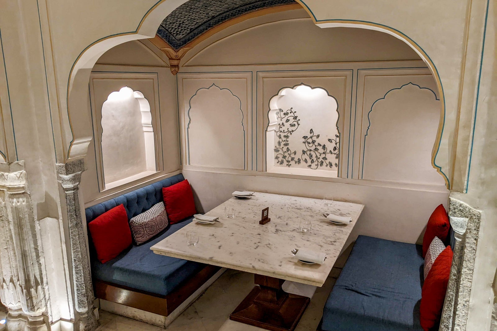 Alila Fort Bishangarh dinner