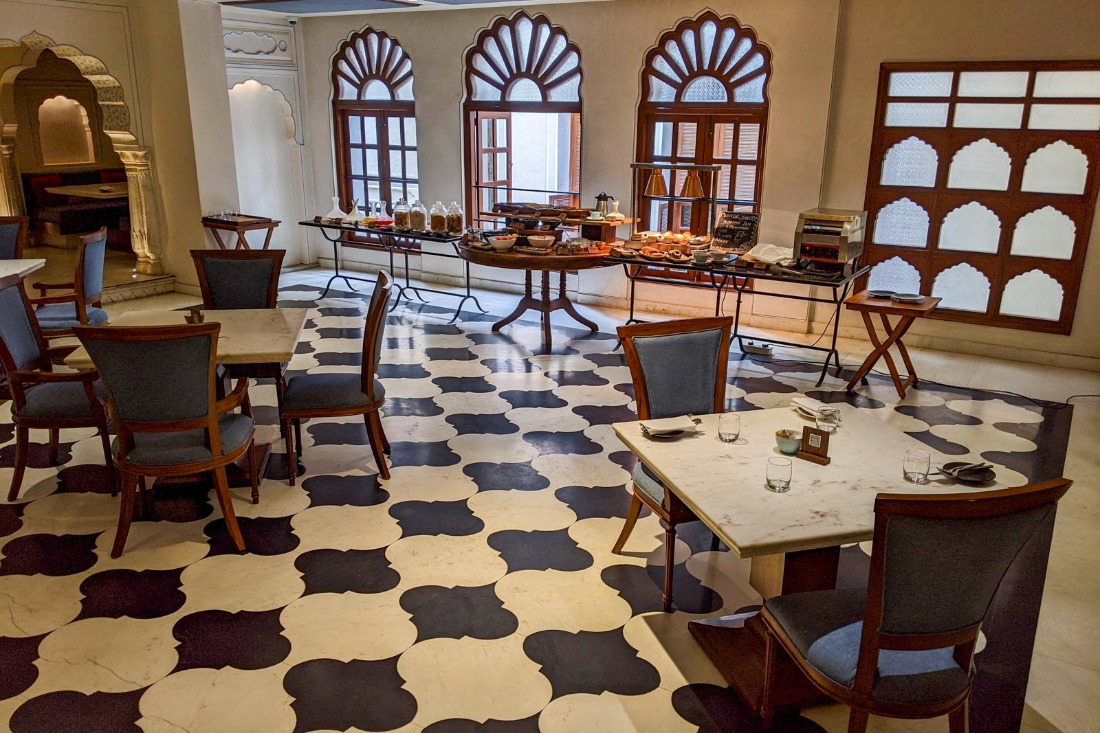Alila Fort Bishangarh breakfast