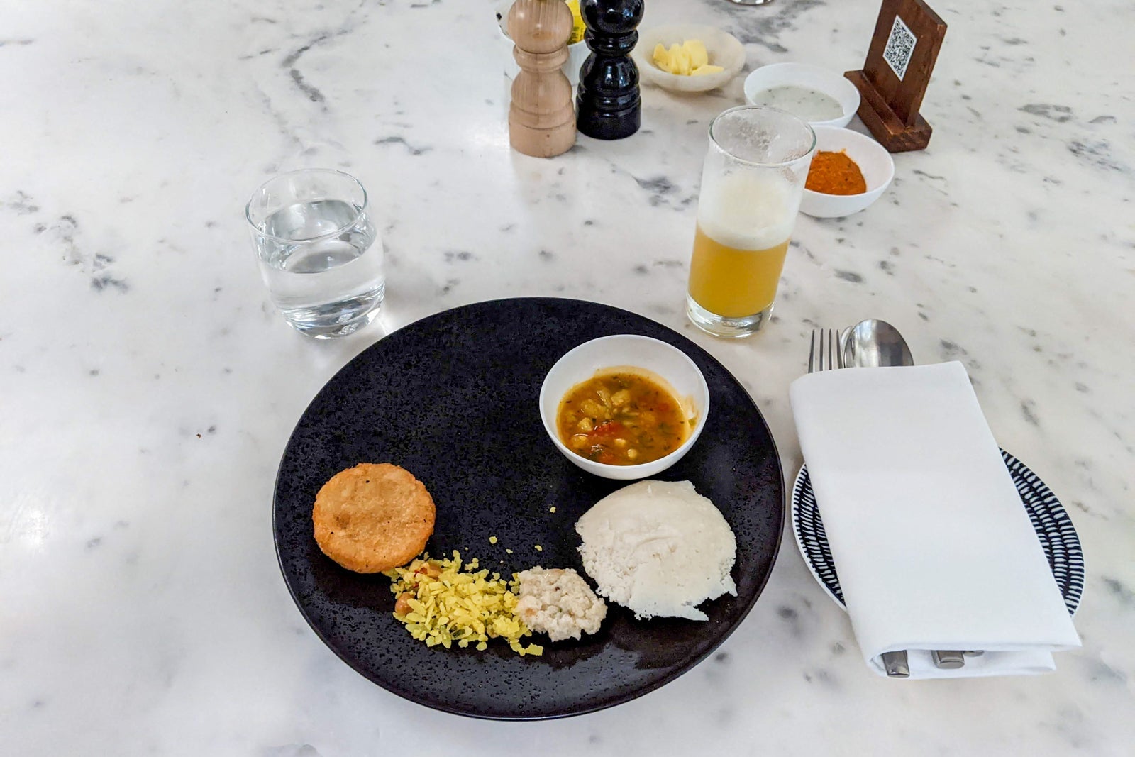 Alila Fort Bishangarh breakfast