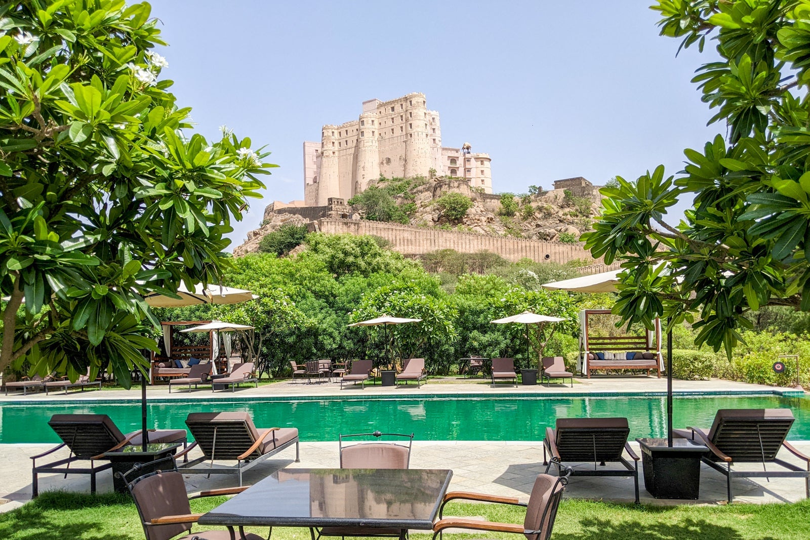 Alila Fort Bishangarh pool