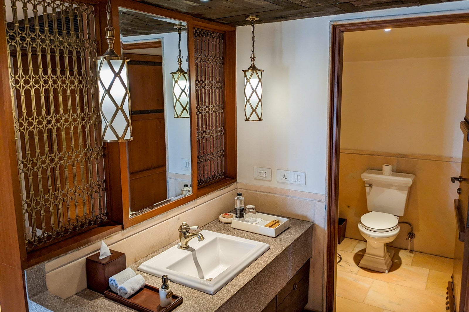 Alila Fort Bishangarh Regal suite sink