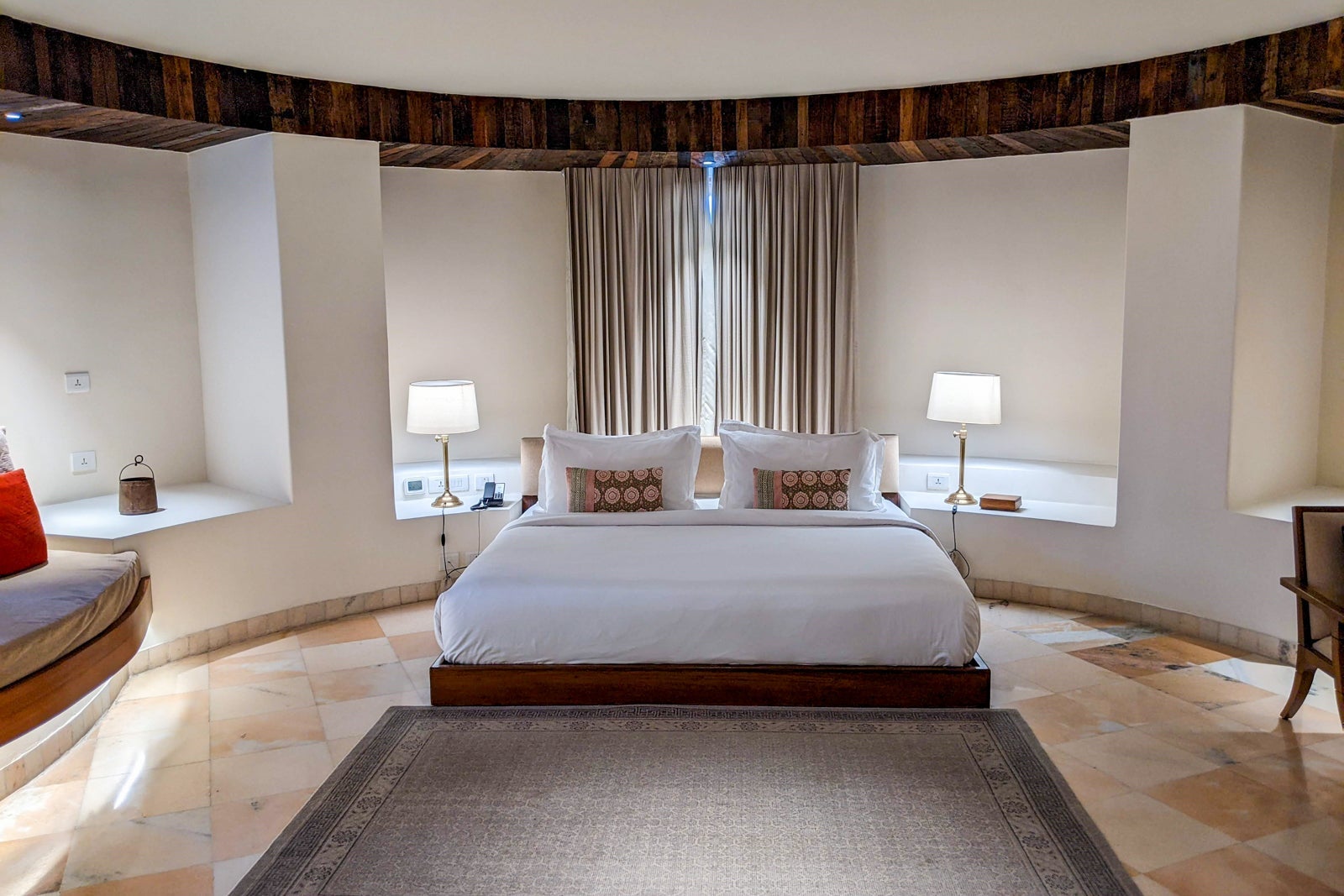 Alila Fort Bishangarh Regal suite bed