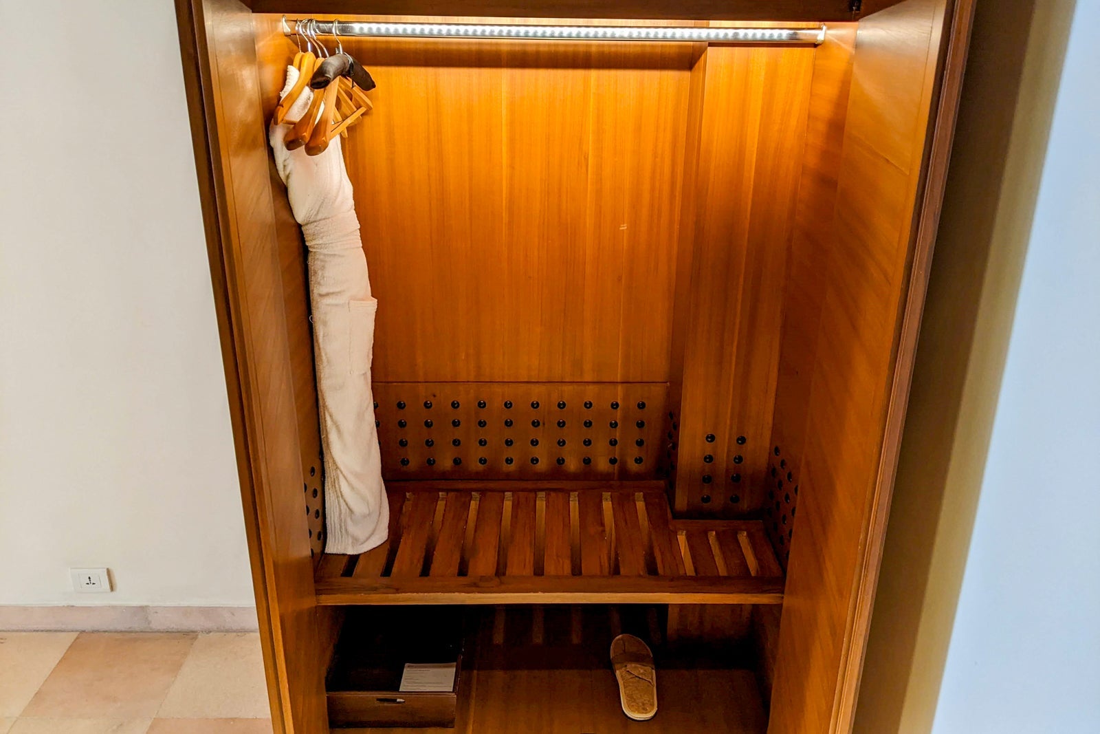 Alila Fort Bishangarh Regal suite closet