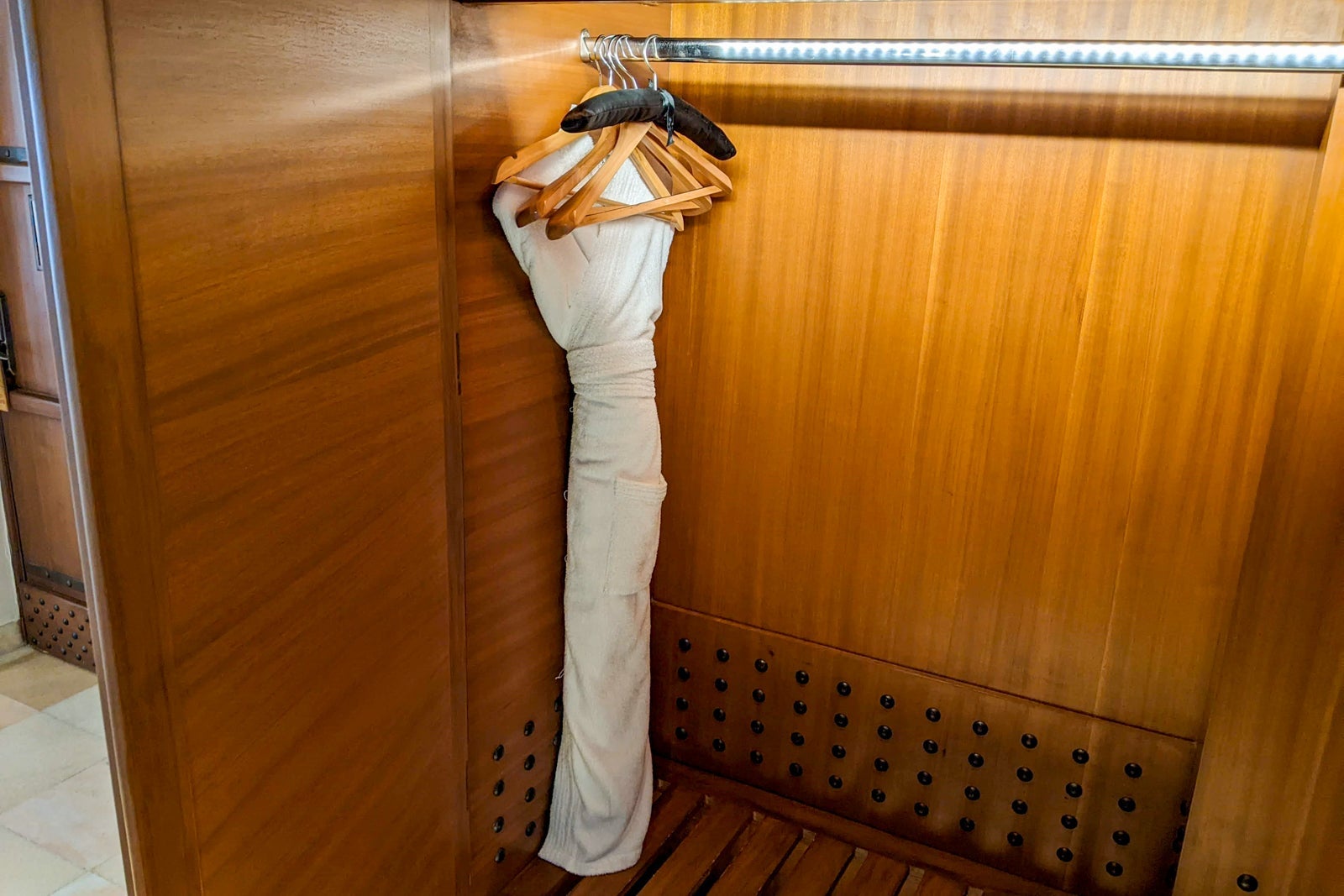 Alila Fort Bishangarh Regal suite robe