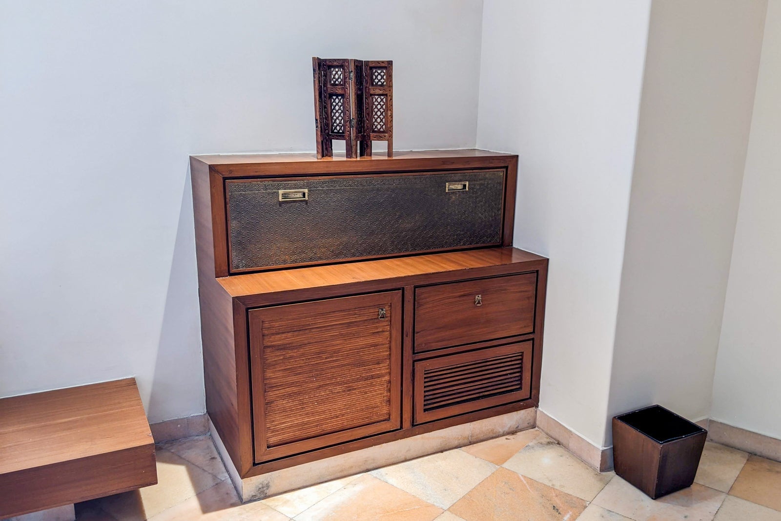 Alila Fort Bishangarh Regal suite minibar