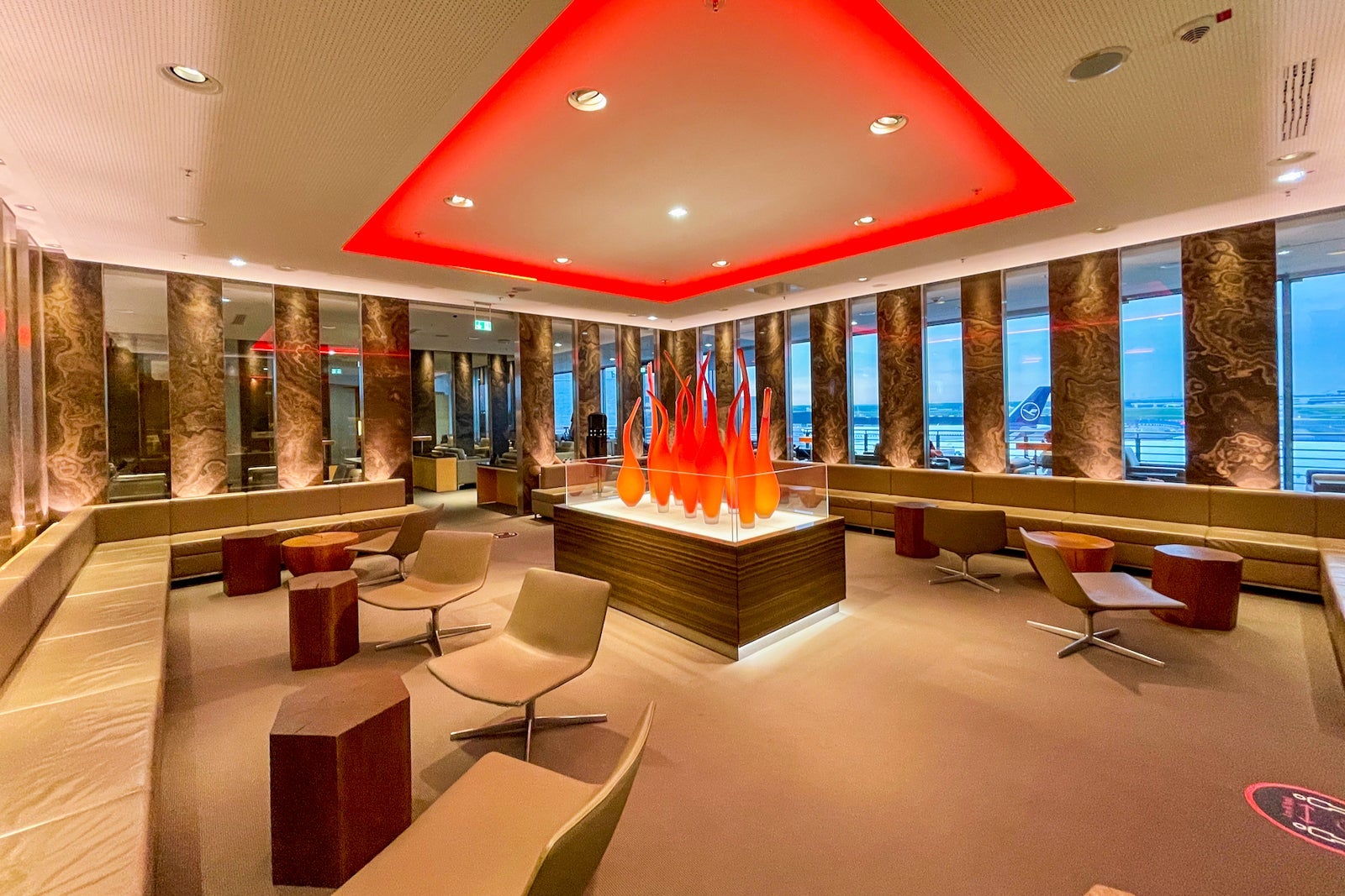 Air Canada Maple Leaf Lounge FRA