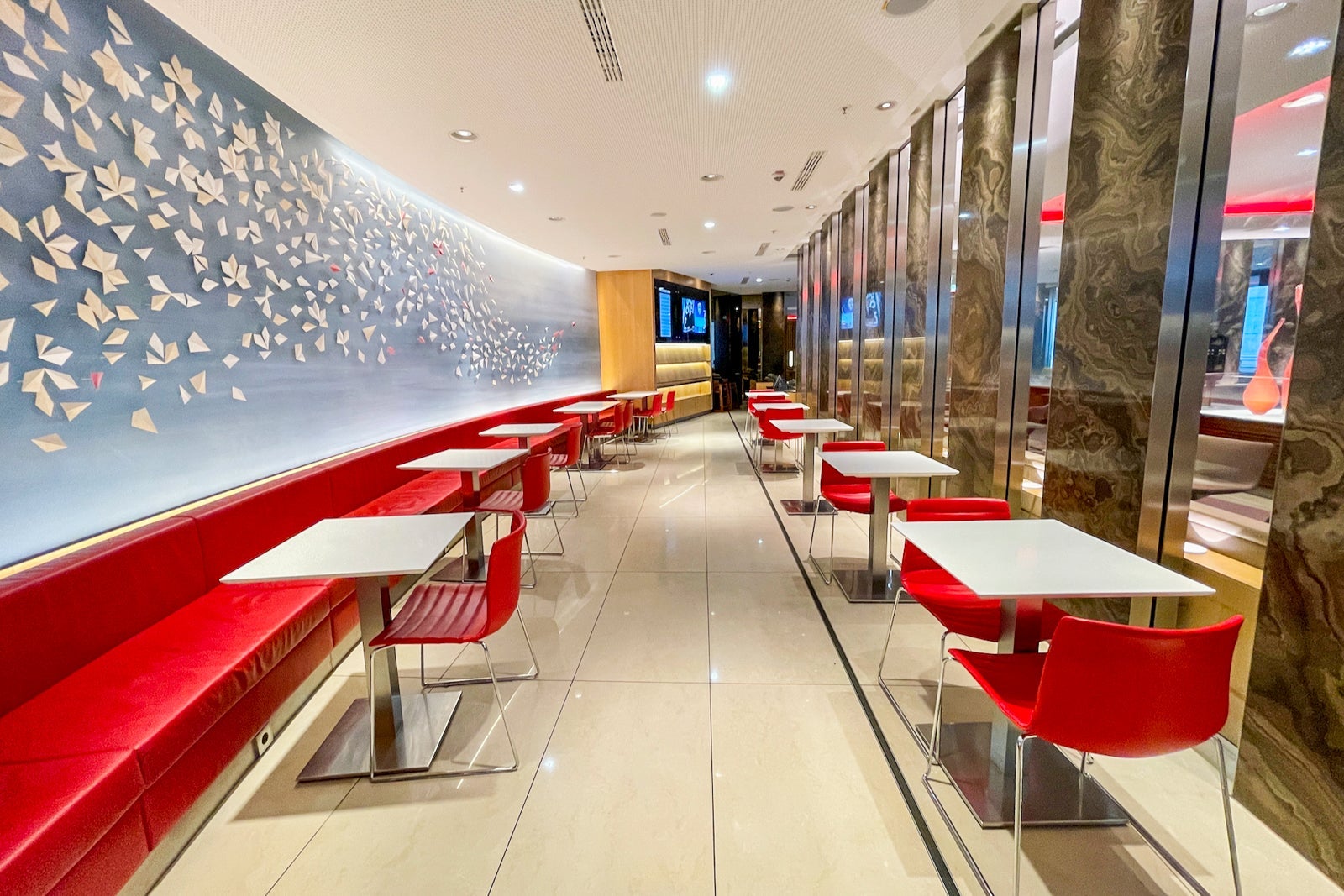 Air Canada Maple Leaf Lounge FRA