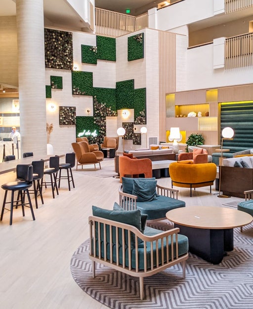 lobby Hilton Santa Monica