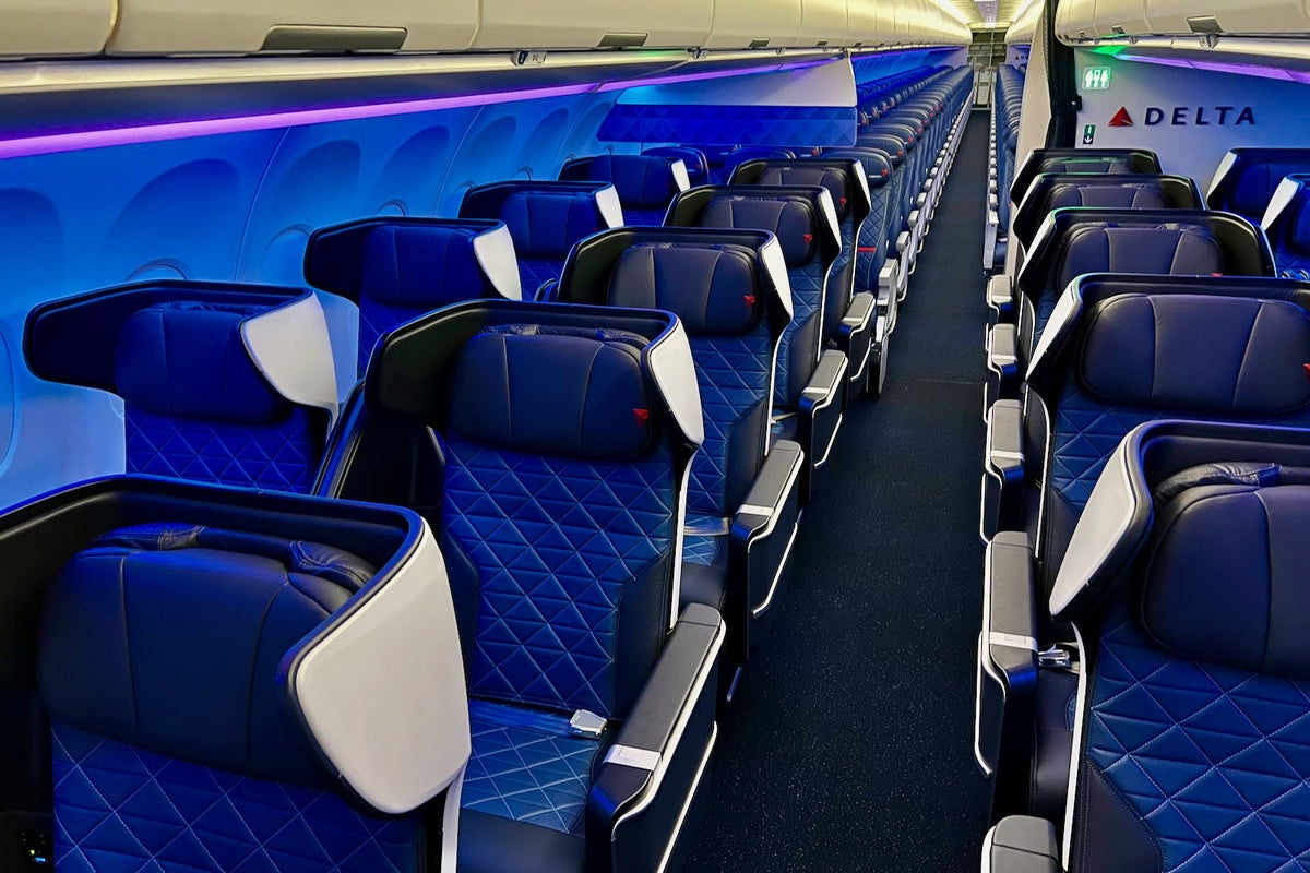 Comparing Delta's and United's new domestic first-class seats - The ...