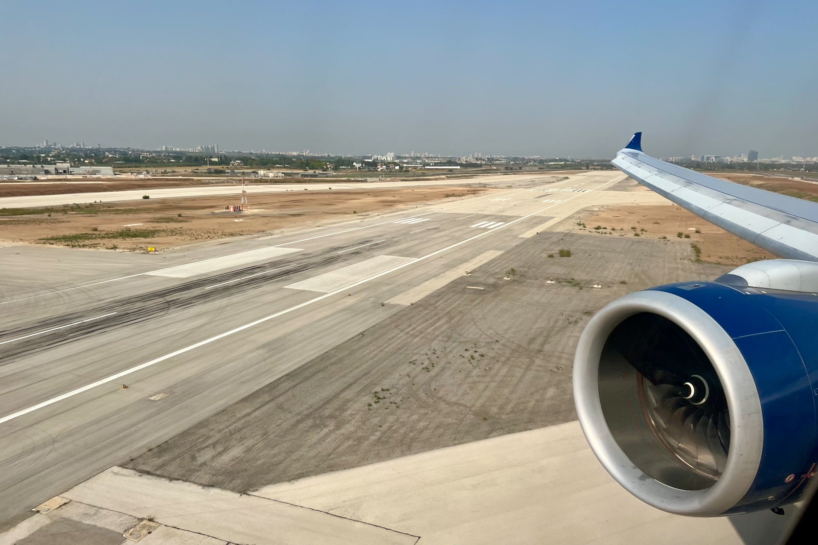 landing Tel Aviv