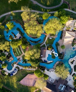 12 hotels with the best lazy rivers to beat the heat and float away