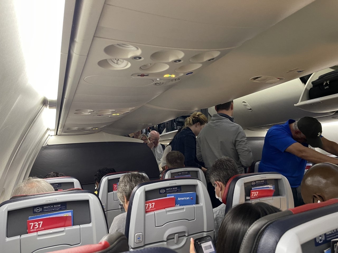 Interior of American Airlines Boeing 737-800