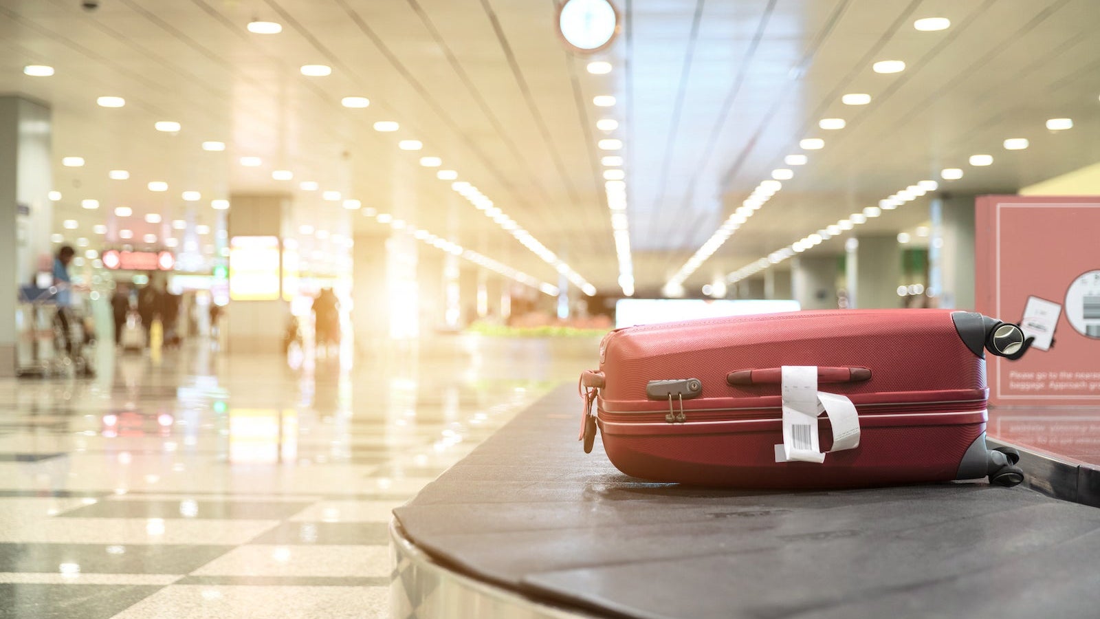 How Often Does Delta Lose Luggage: Shocking Truth Revealed