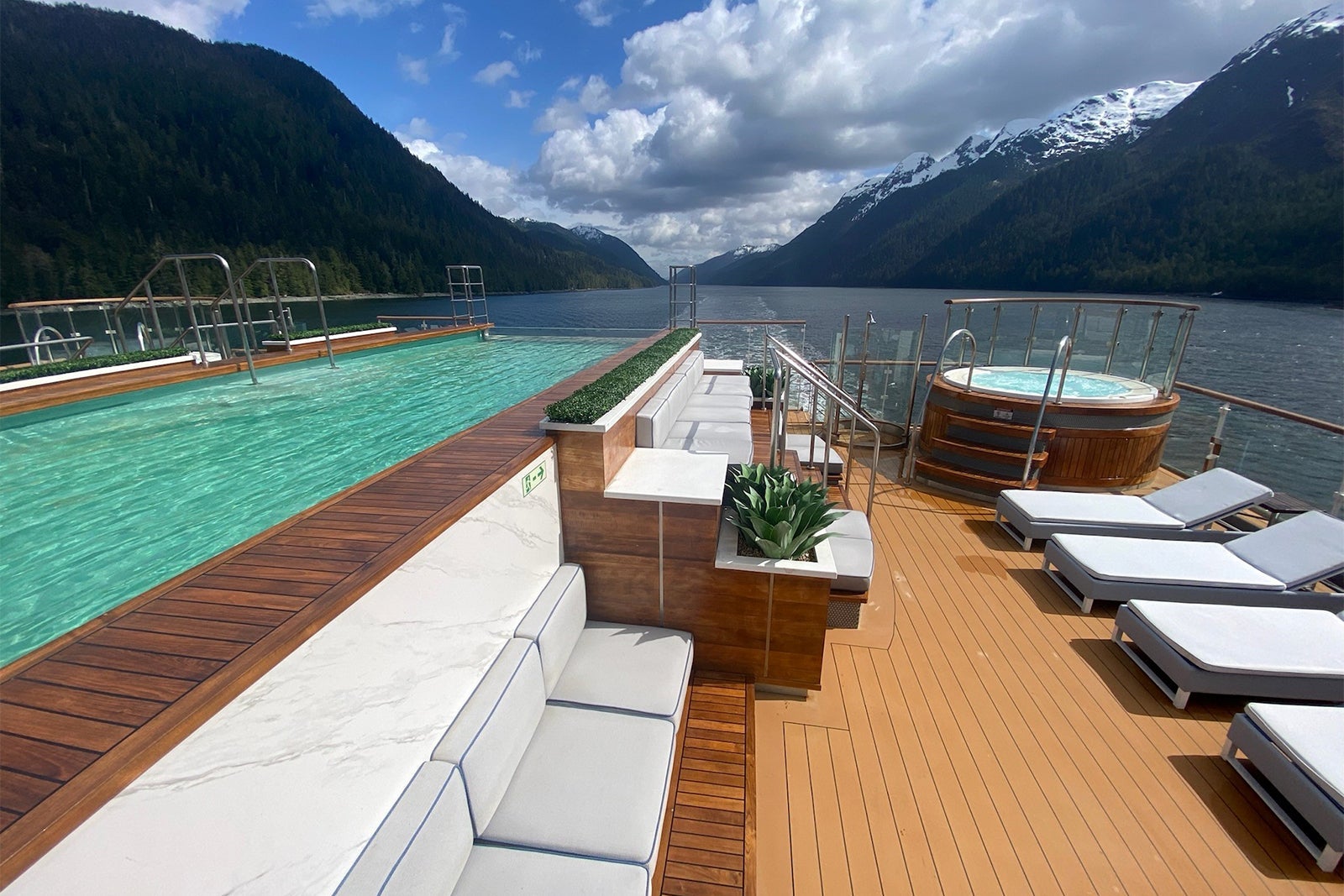 Infinity pool and hot tub on Ocean Victory cruise ship in Alaska