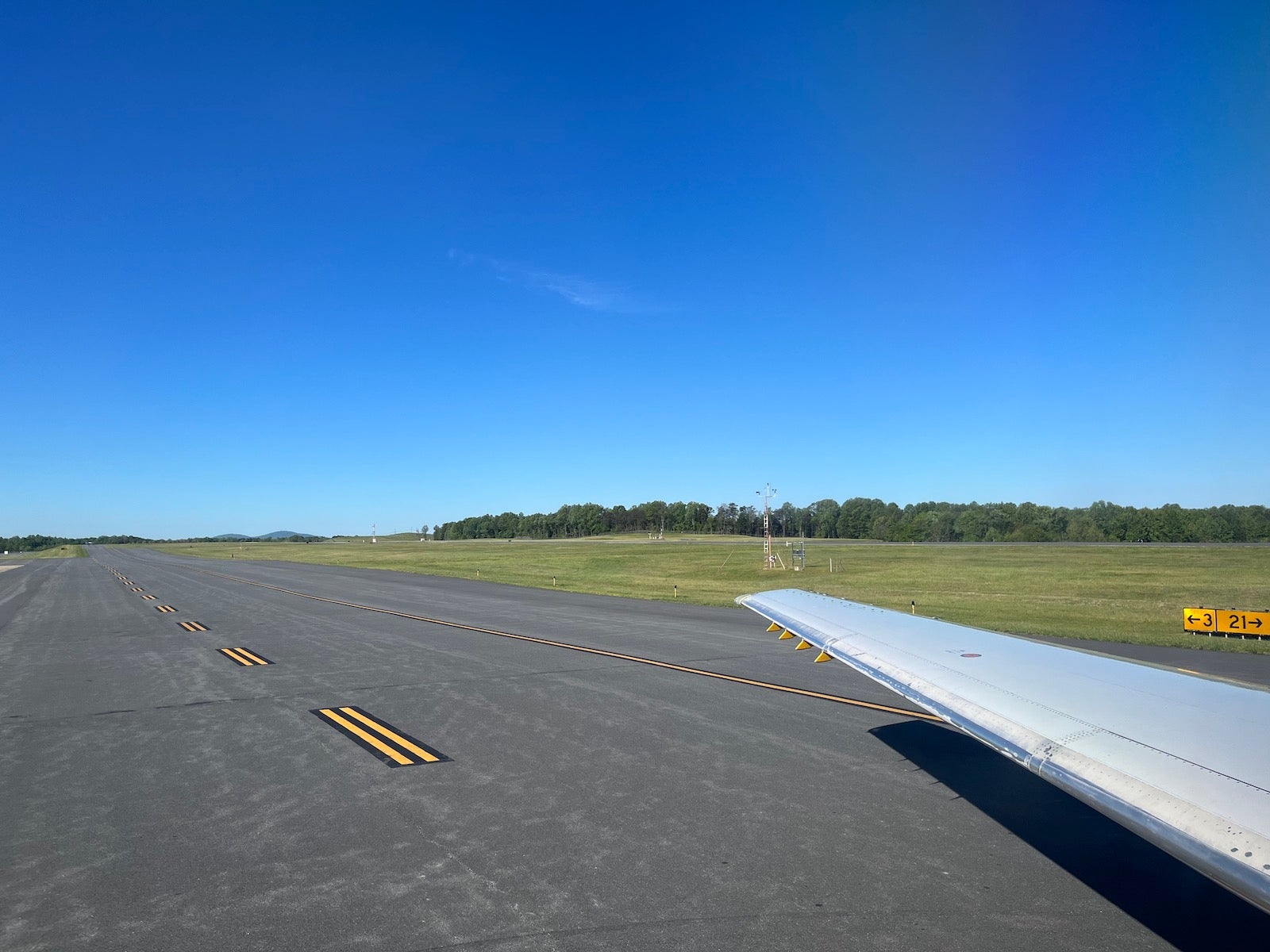 runway at Charlottesville-Albemarle airport