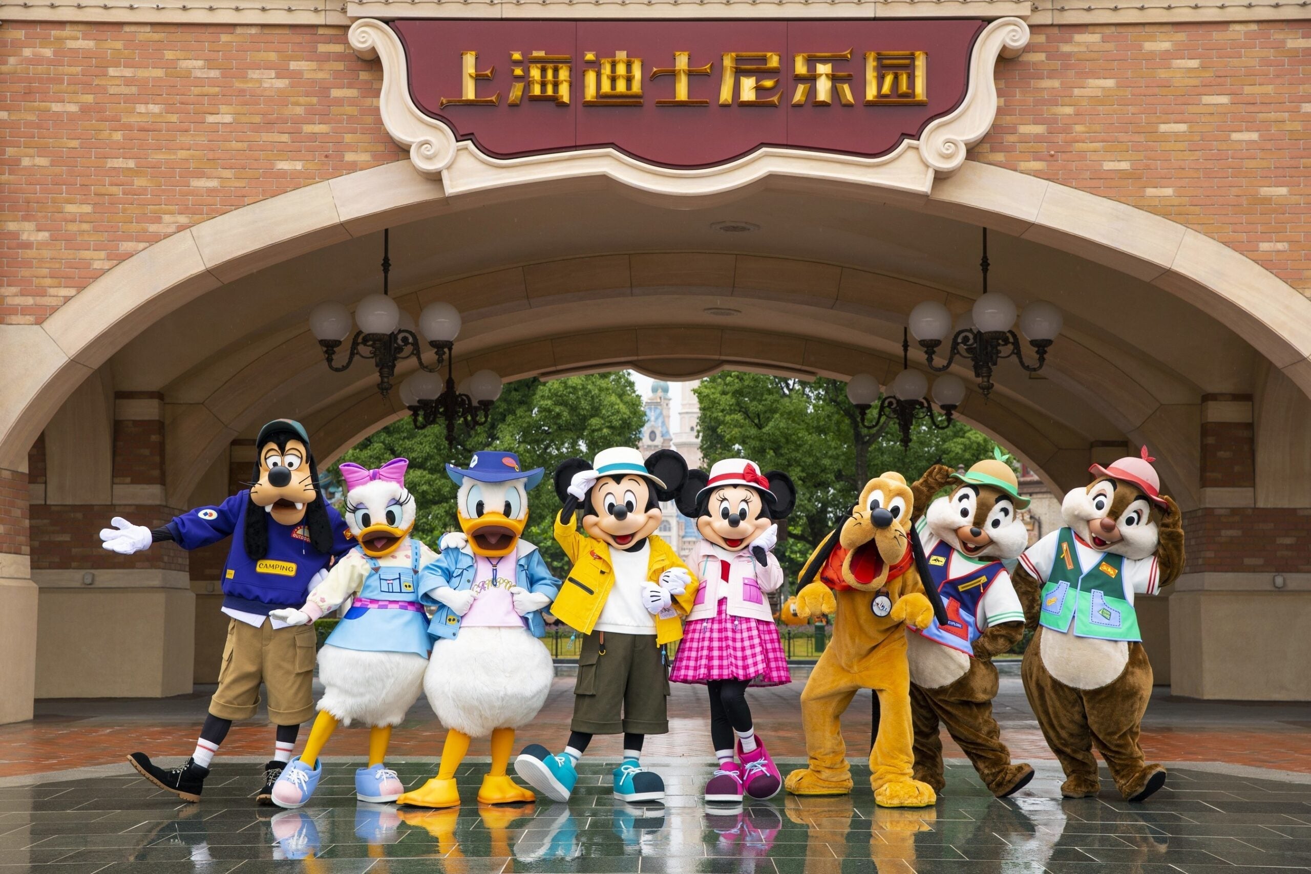 Characters at Disneyland