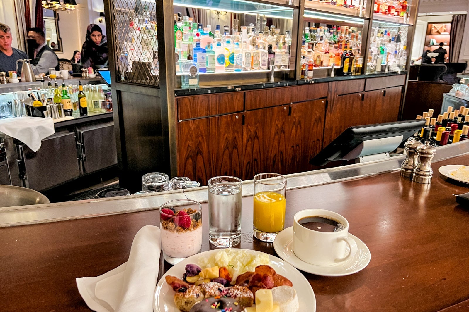 Breakfast at the InterContinental New York Barclay