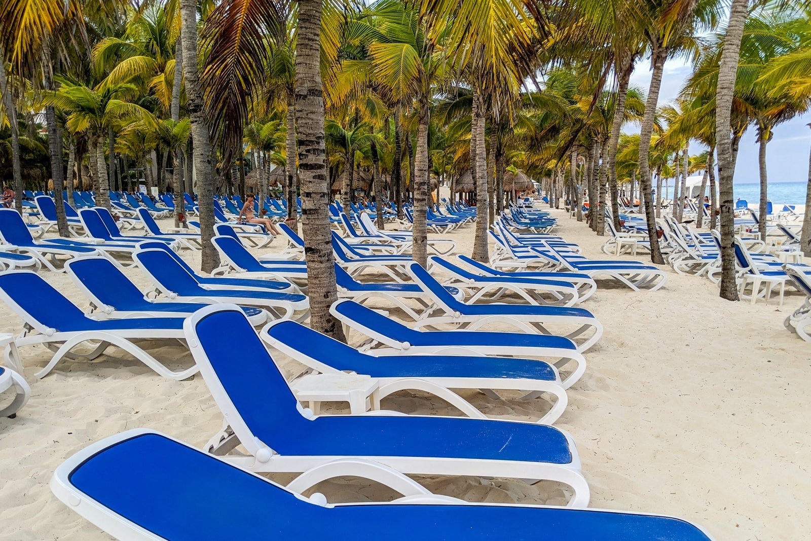 Wyndham Viva Azteca beach seating