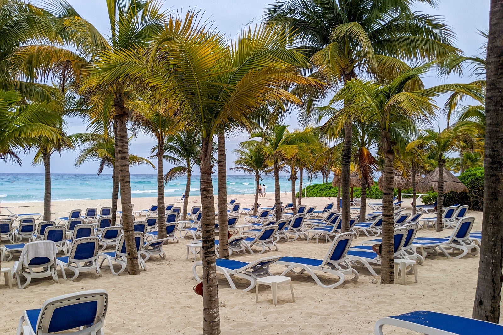 Wyndham Viva Azteca beach seating
