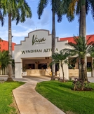How to earn Wyndham Rewards points