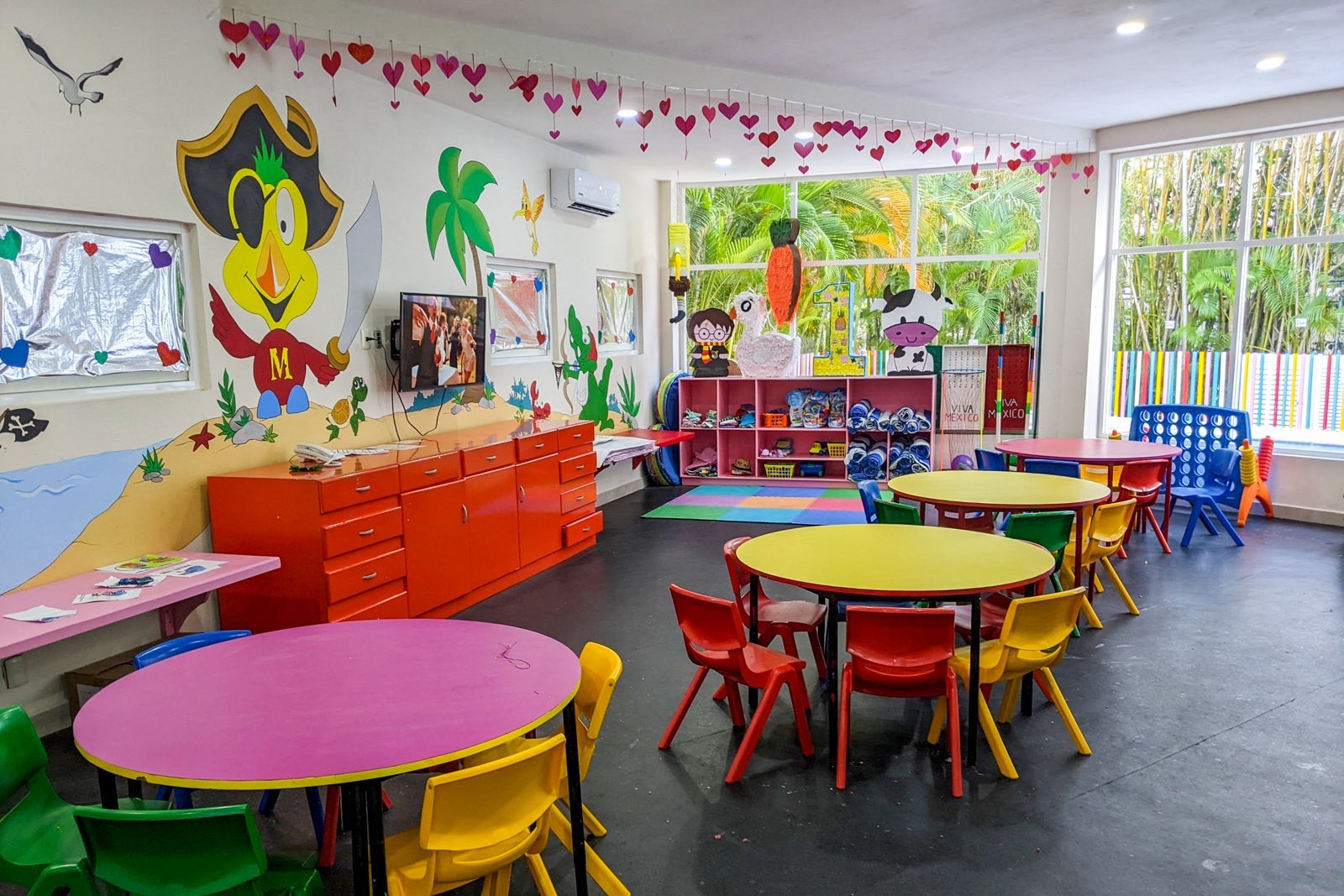 Wyndham Viva Azteca kid's club