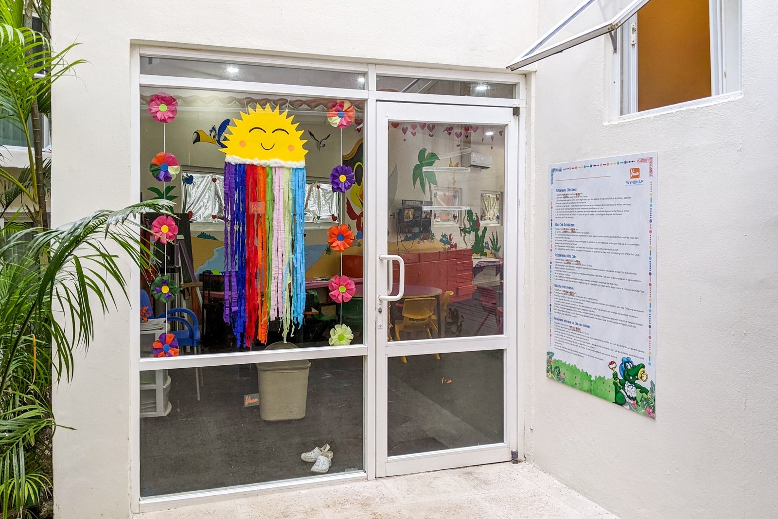 Wyndham Viva Azteca kid's club