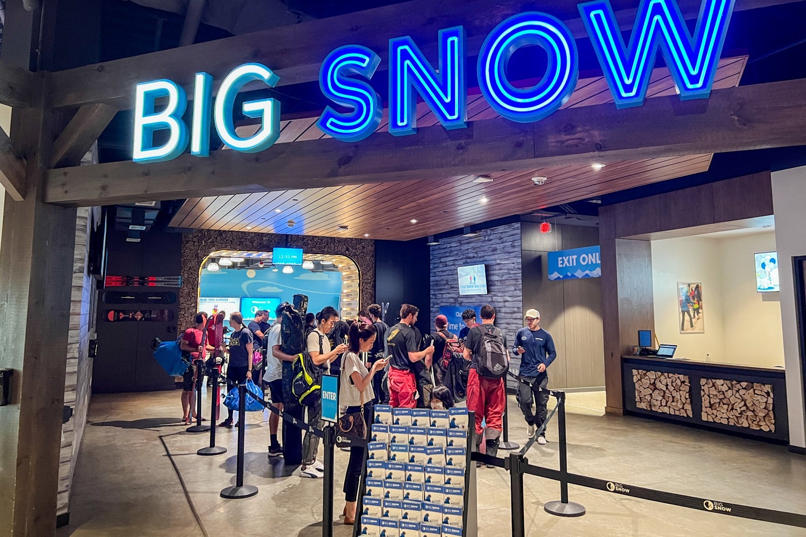 The entrance to Big Snow.