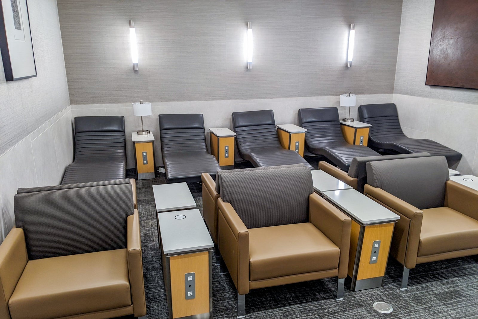 DFW American Airlines Flagship Lounge