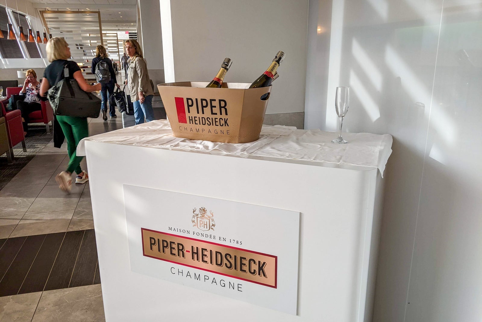 DFW American Airlines Flagship Lounge