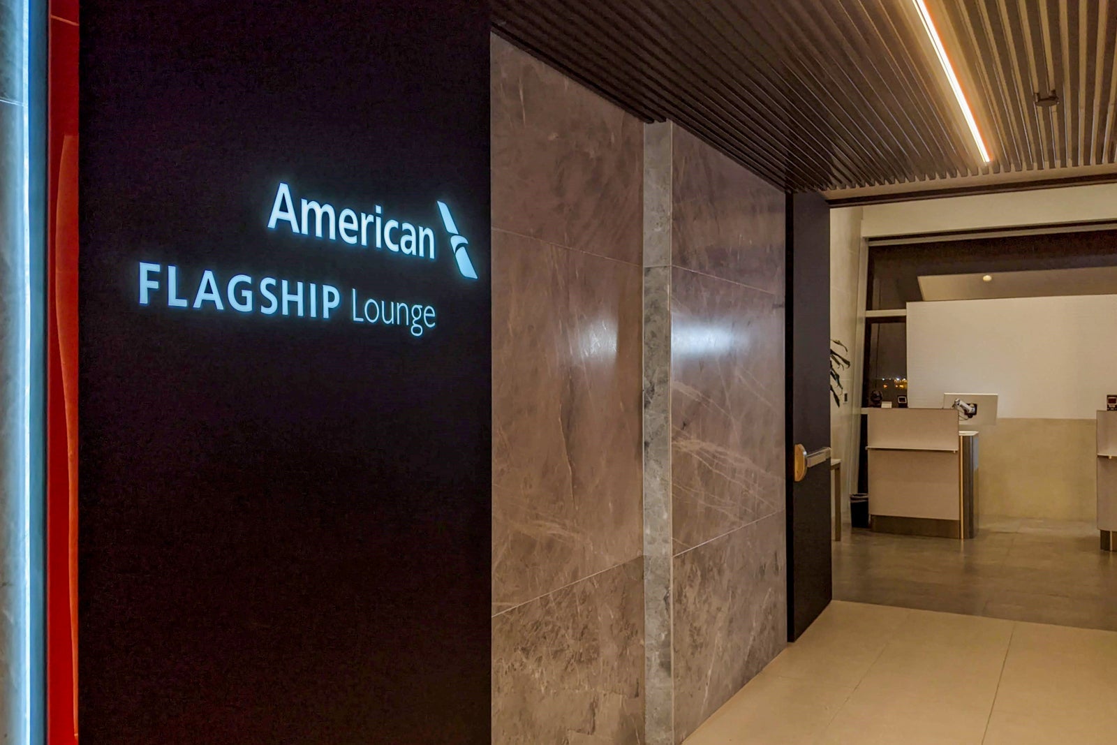 DFW American Airlines Flagship Lounge