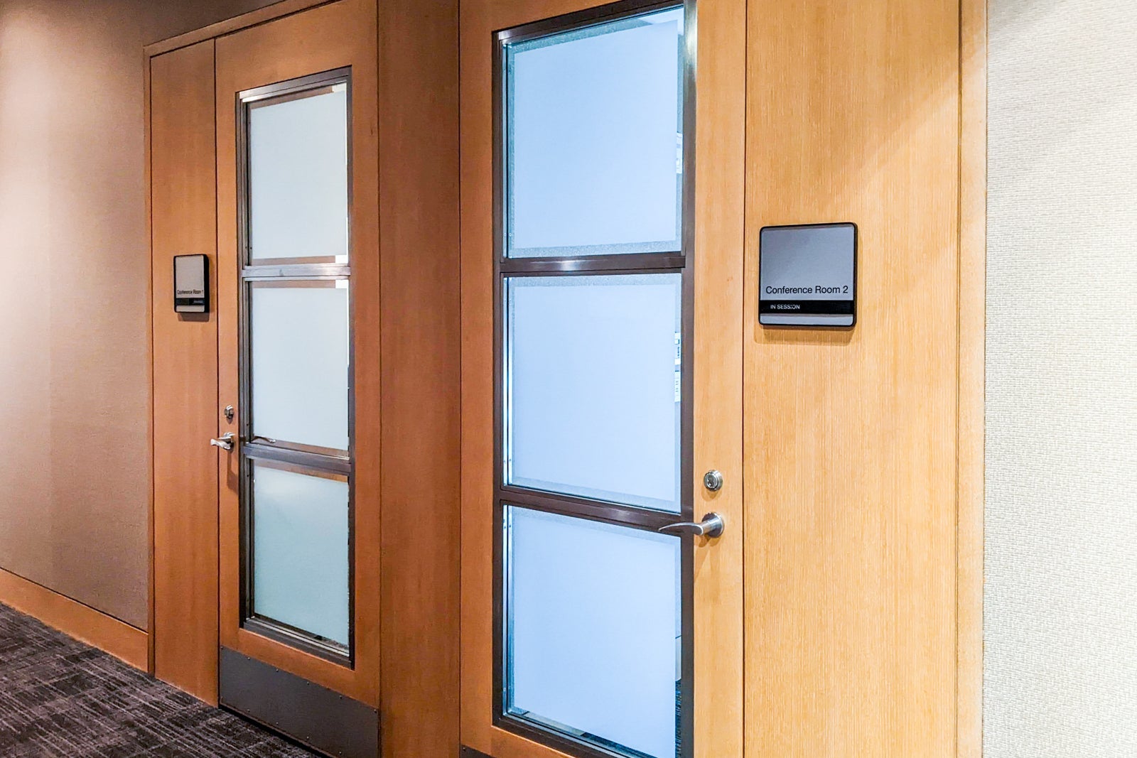 DFW American Airlines Admirals Club Terminal B