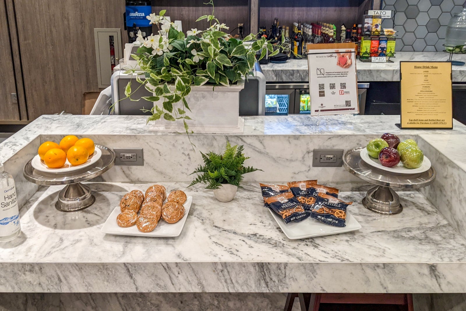 DFW Plaza Premium Lounge