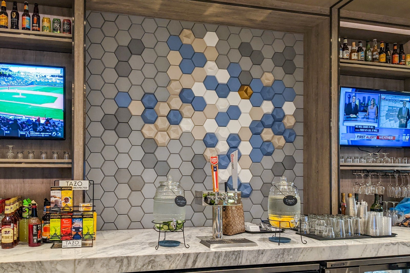 DFW Plaza Premium Lounge