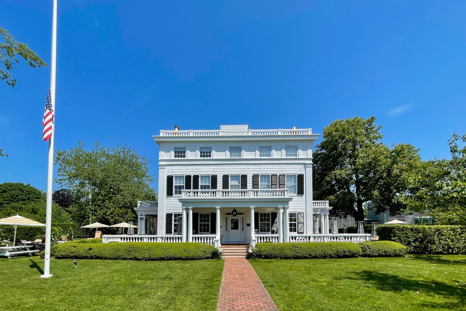 Topping Rose House
