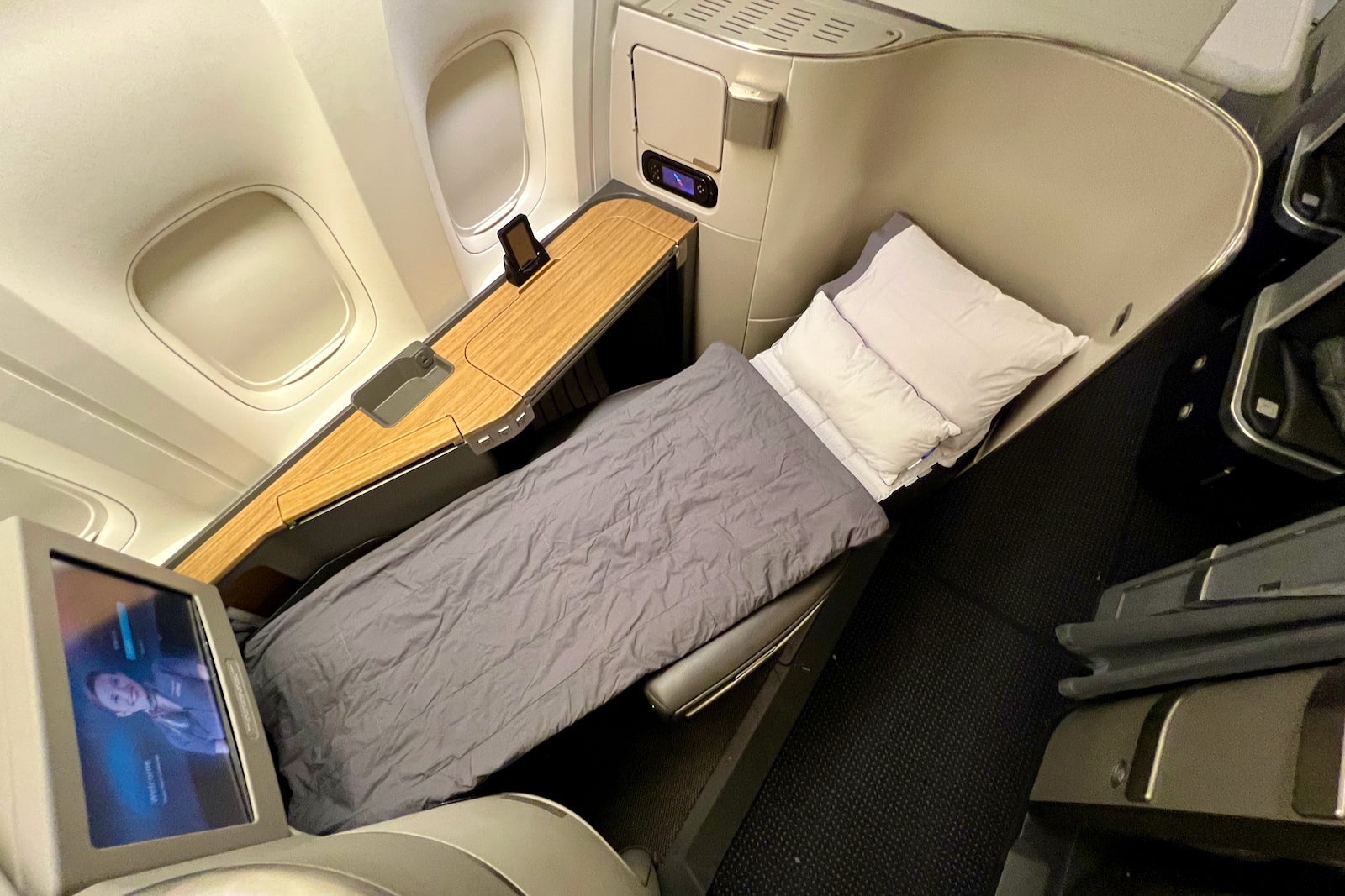 American Airlines Flagship First Boeing 777-300 JFK Doha