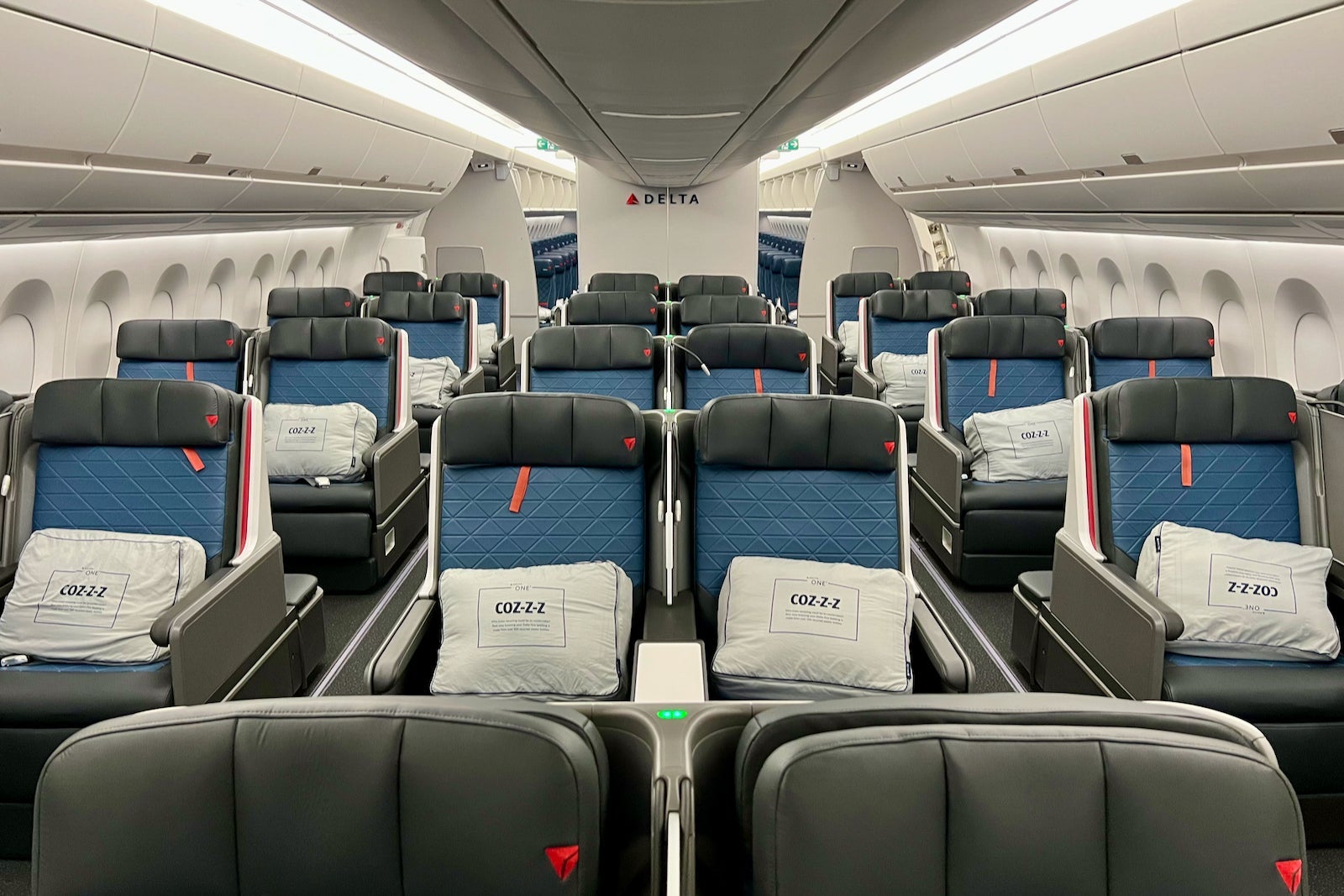 Flying Delta's 1st 'new' Airbus A350, with unique business-class