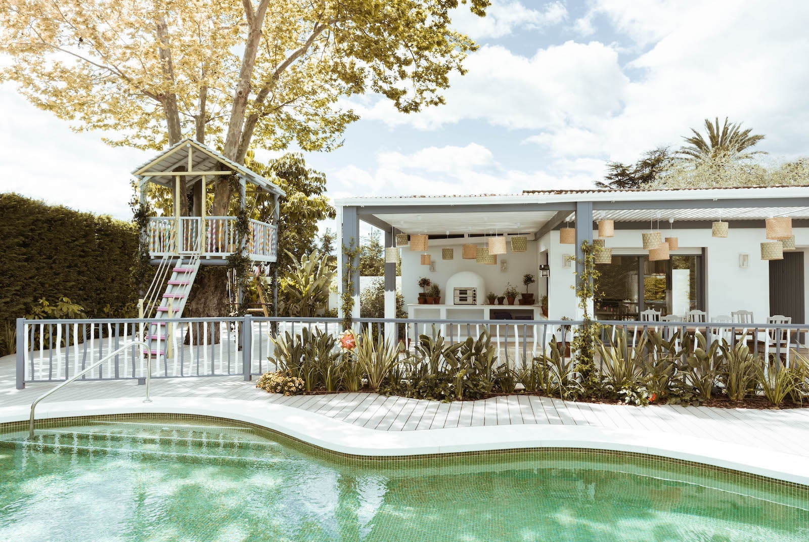 Hotel kids club with pool