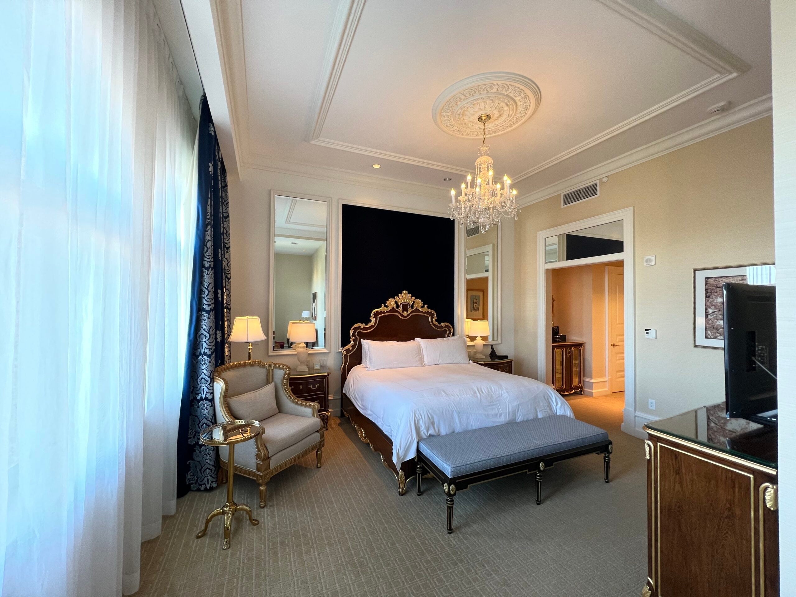 Waldorf Room 2