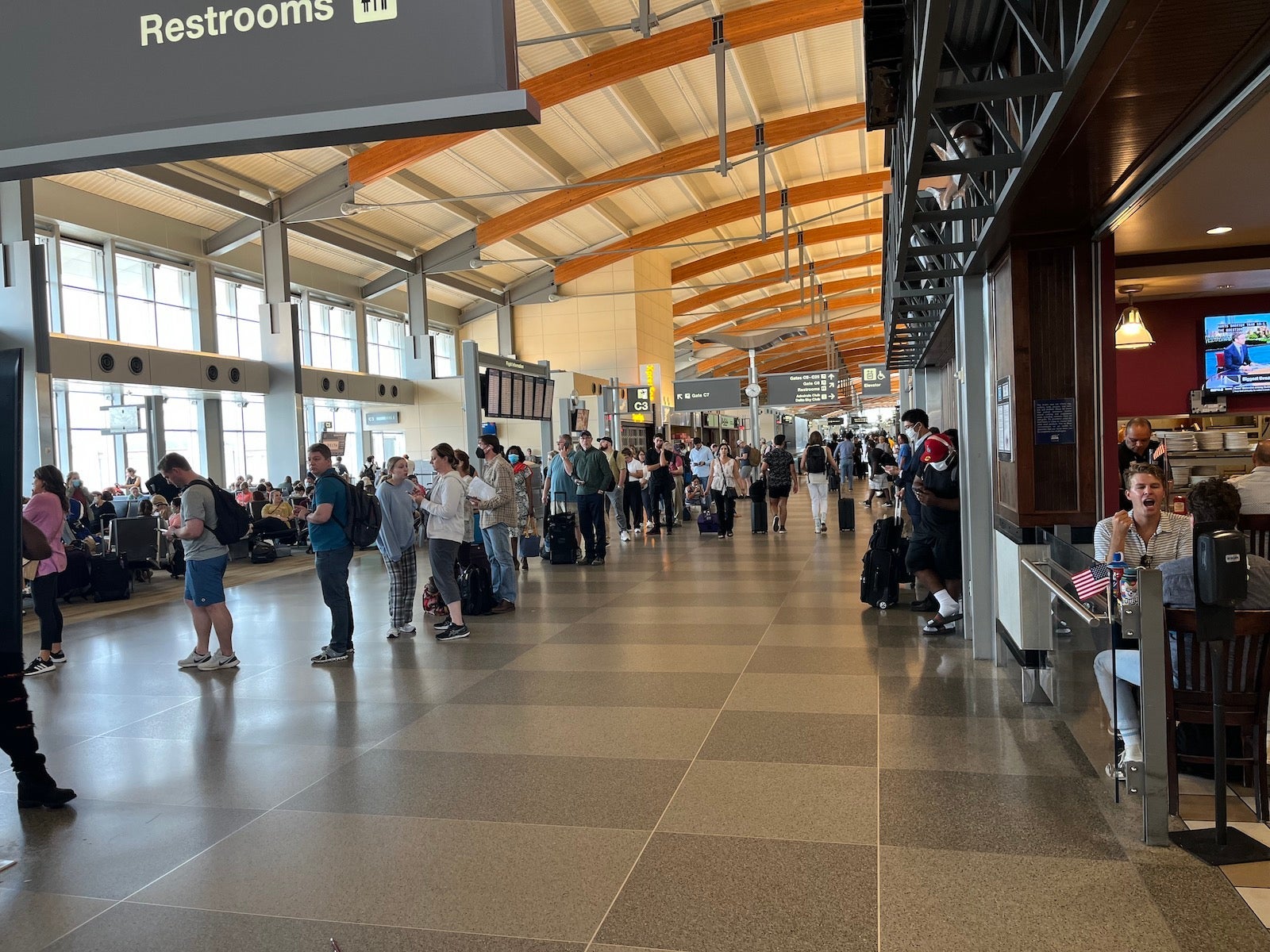 line at Delta gate at RDU