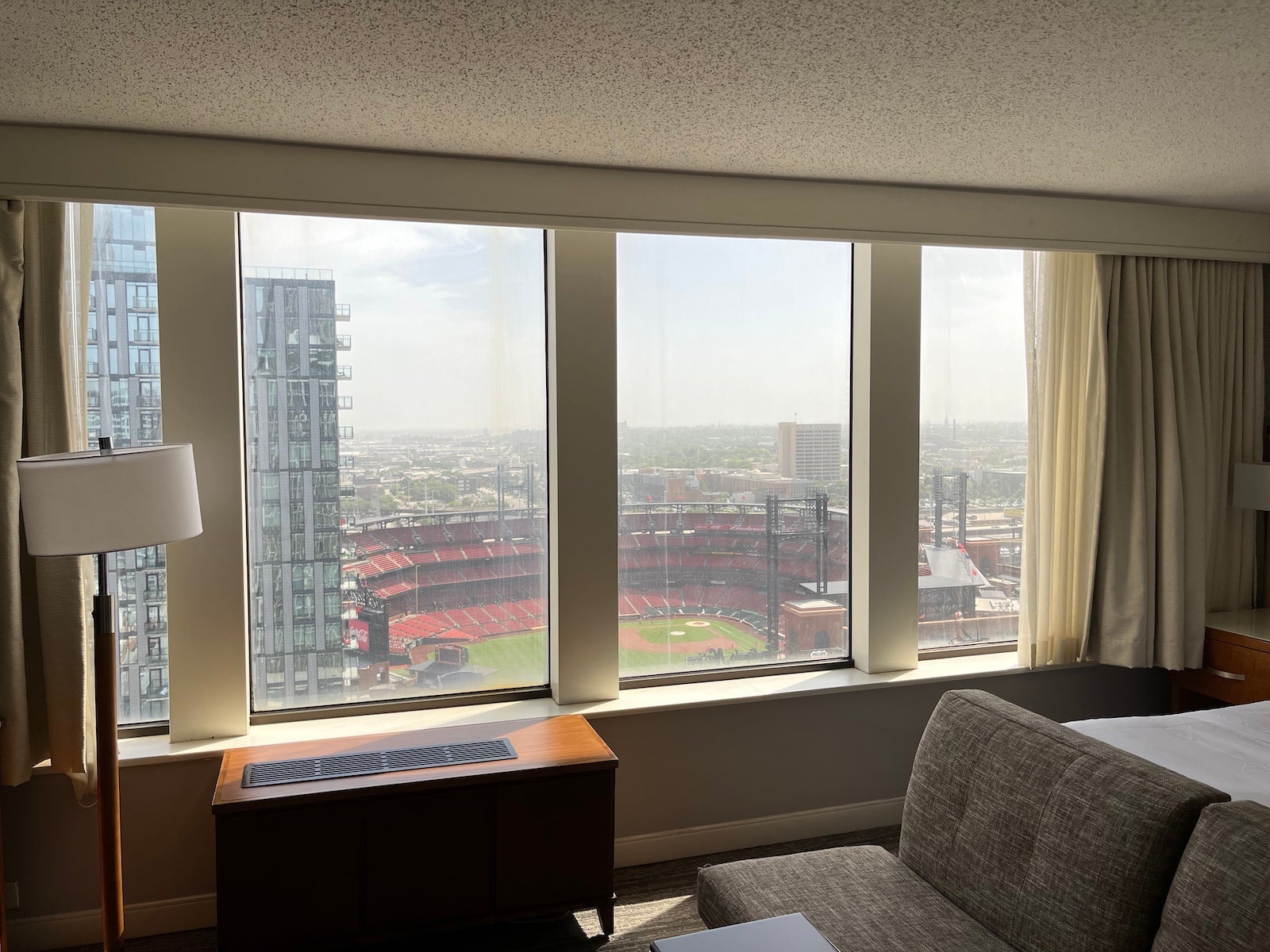 hilton st. louis ballpark