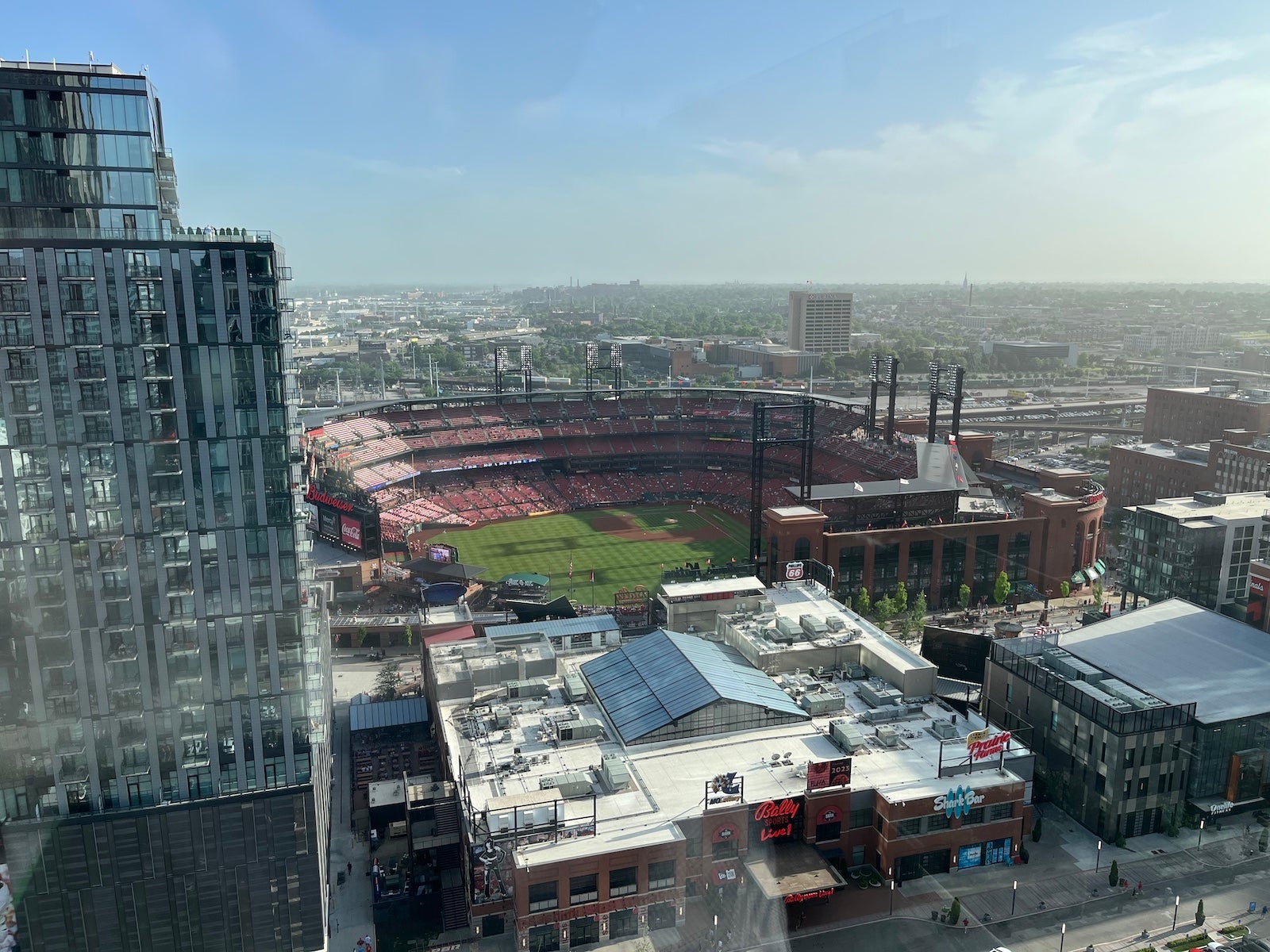rooftop bar hilton st. louis
