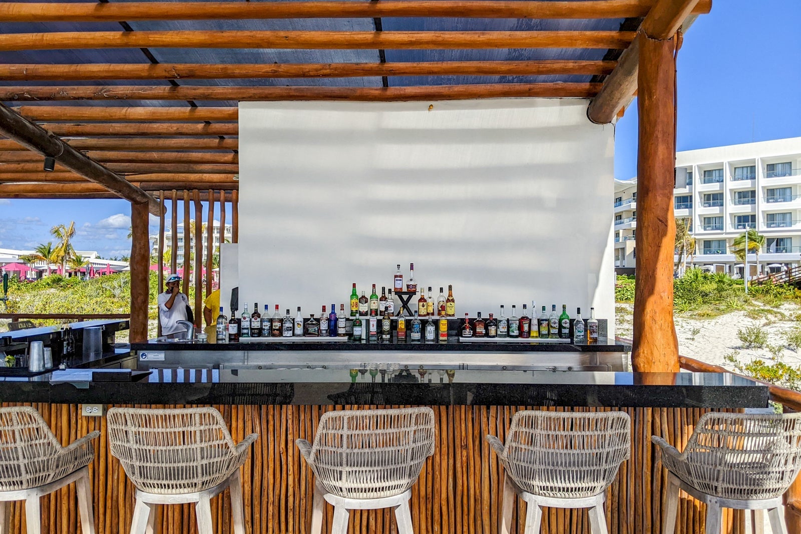 Planet Hollywood Cancun beach bar
