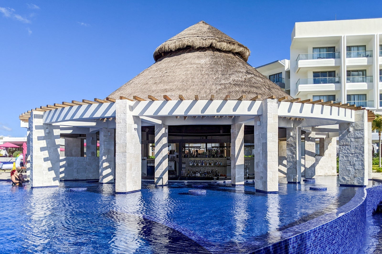 Planet Hollywood Cancun bar