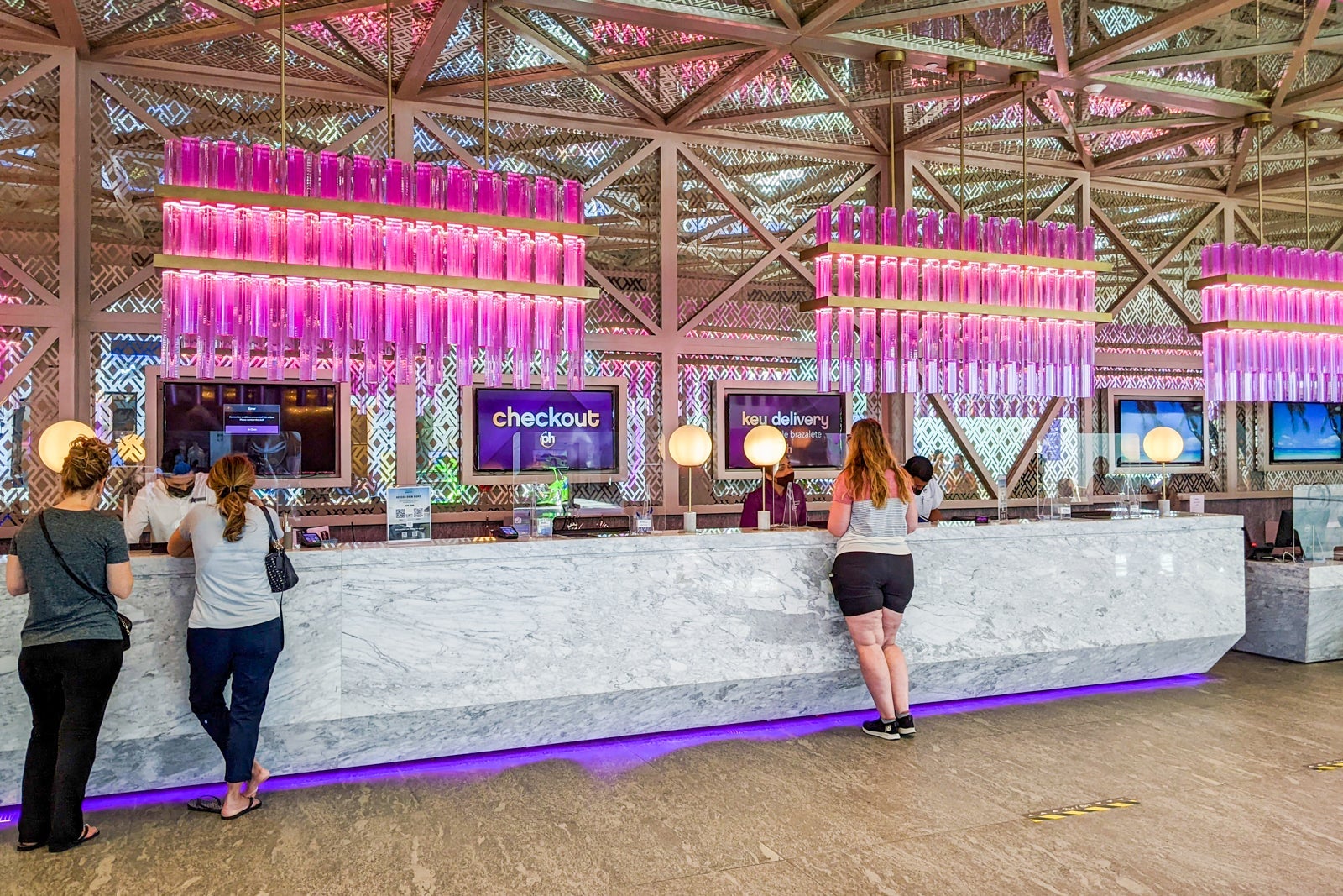Planet Hollywood Cancun lobby