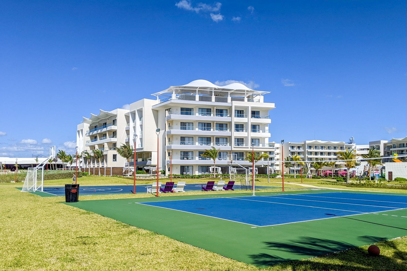 Planet Hollywood Cancun courts