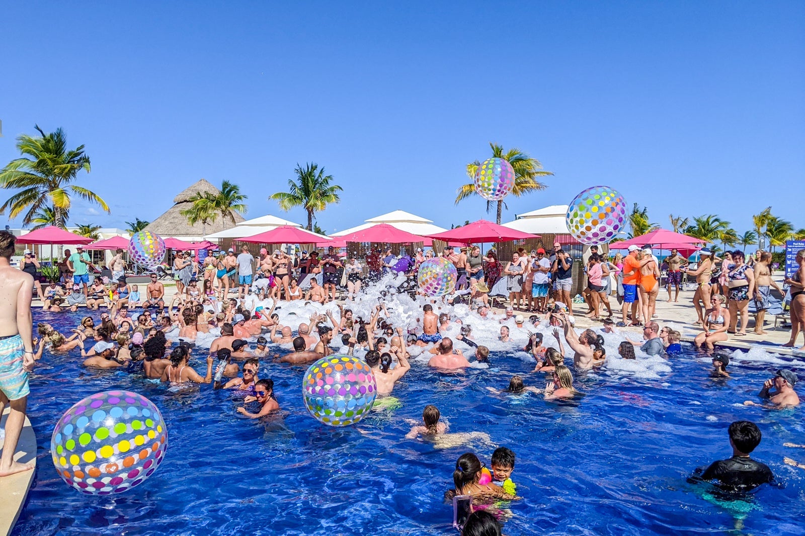 Planet Hollywood foam party