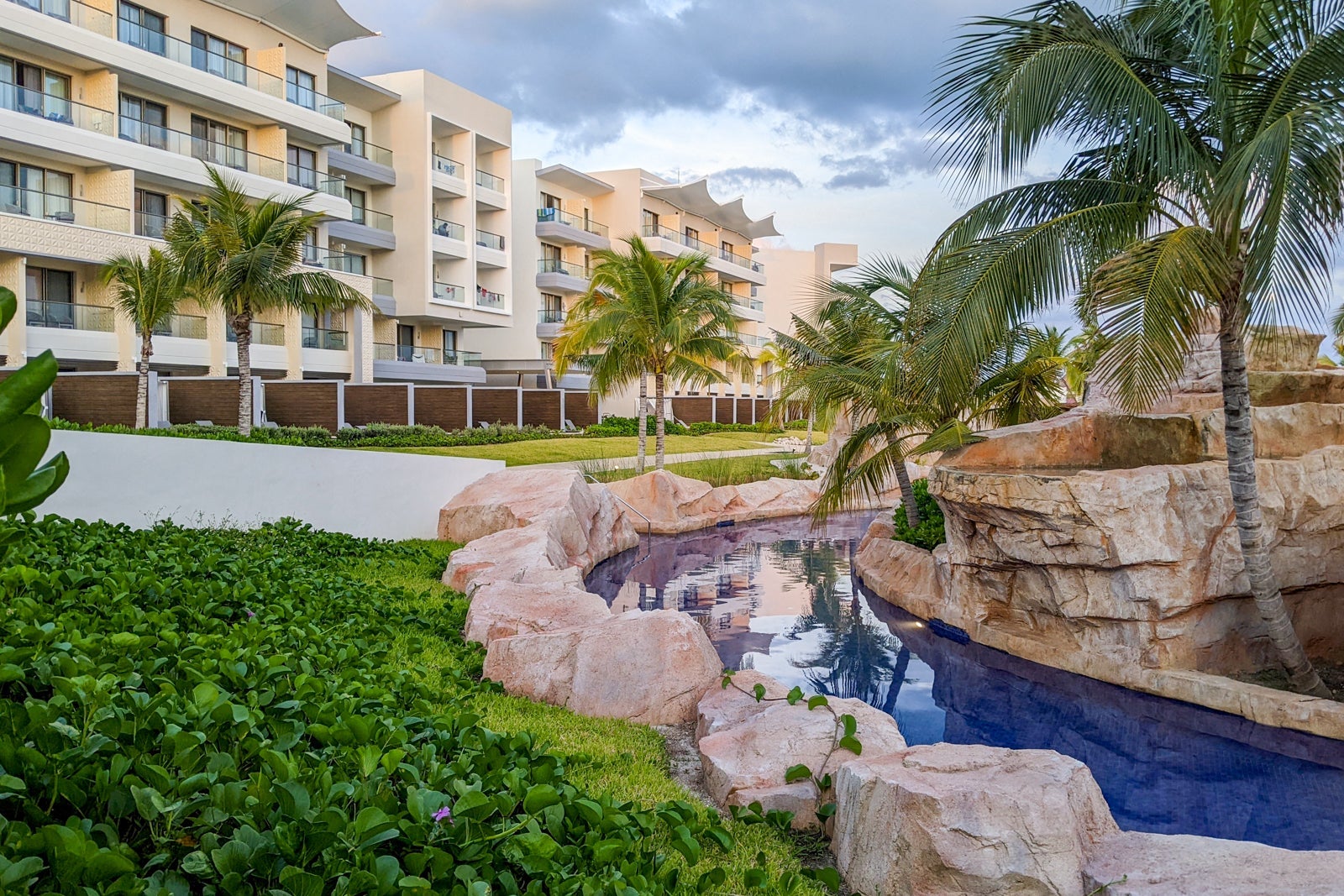 Planet Hollywood Cancun lazy river
