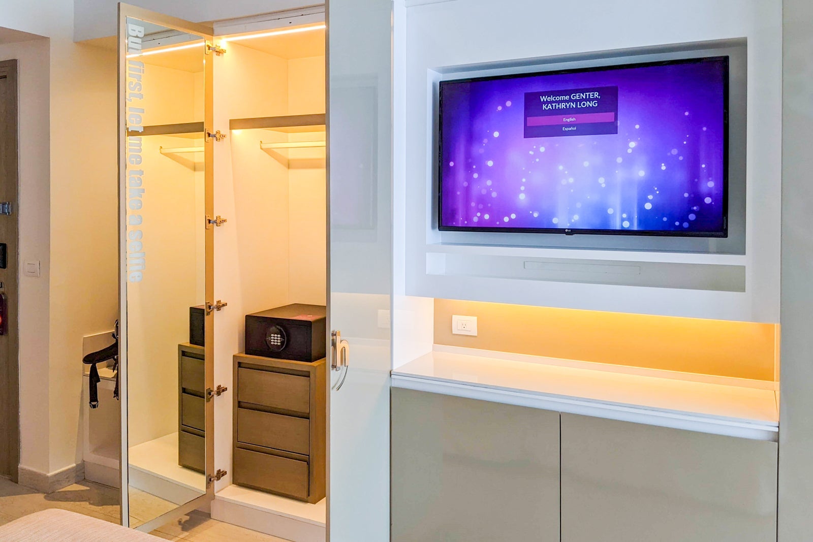Planet Hollywood room closets