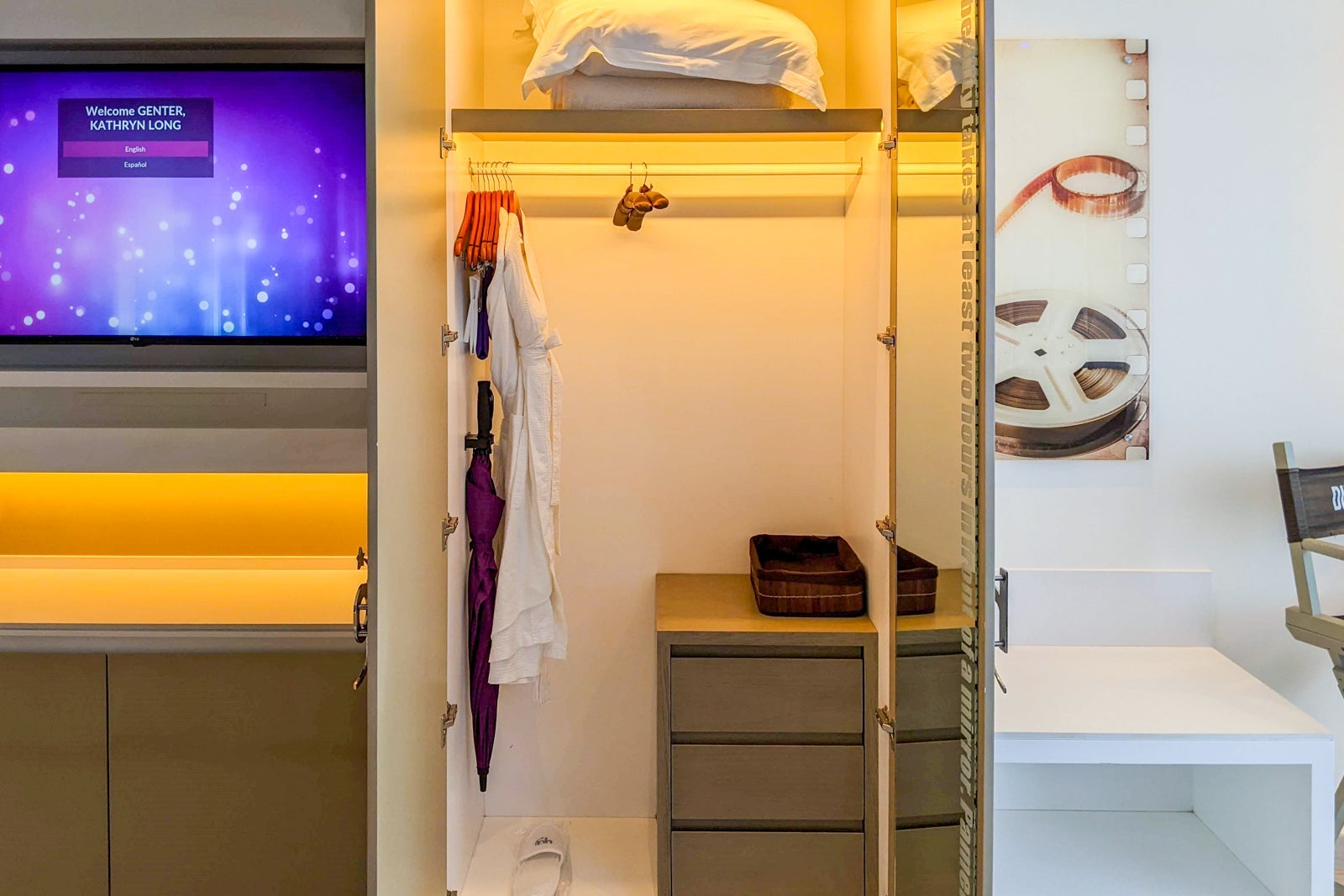 Planet Hollywood room closets