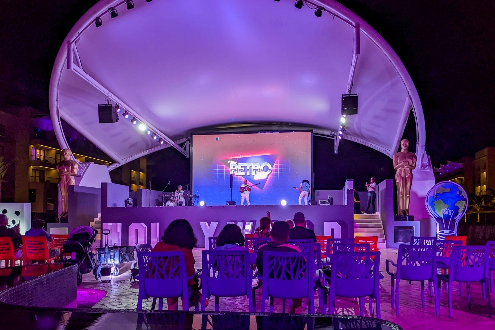 Planet Hollywood show